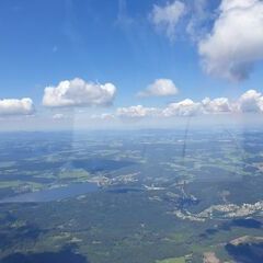 Flugwegposition um 12:09:11: Aufgenommen in der Nähe von Gemeinde Vorderweißenbach, Vorderweißenbach, Österreich in 2031 Meter